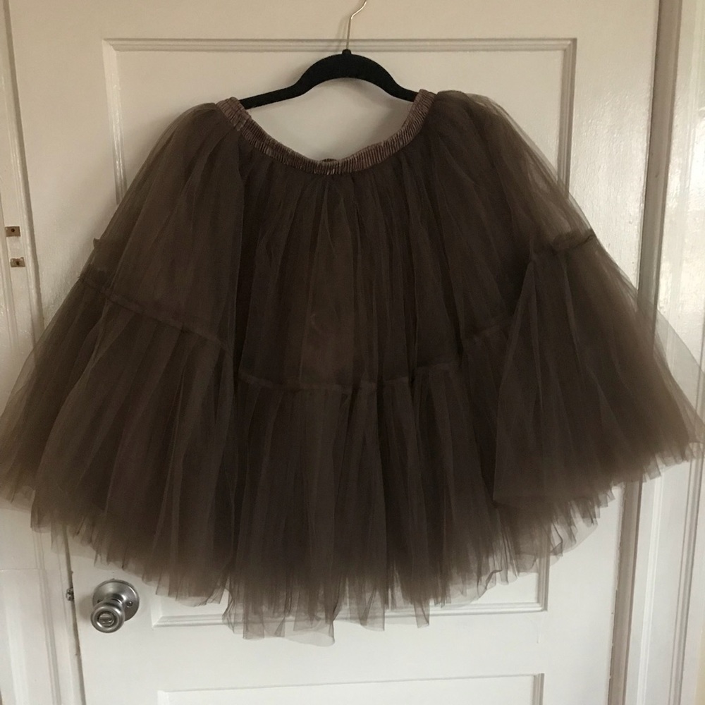 Brown/Grey Tulle Skirt. Fully lined. Size L/XL